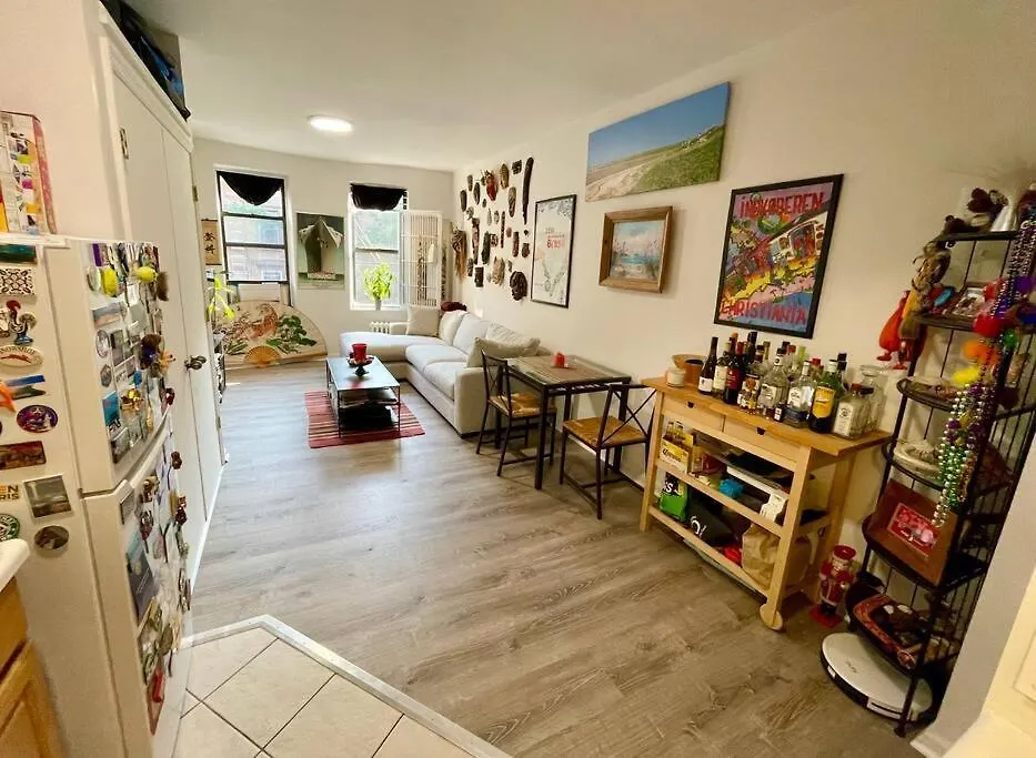 Charming One-Bedroom Apartment In South Chelsea New York